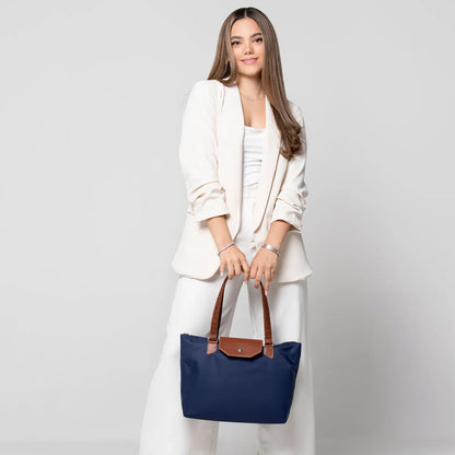 Essential Medium Bag